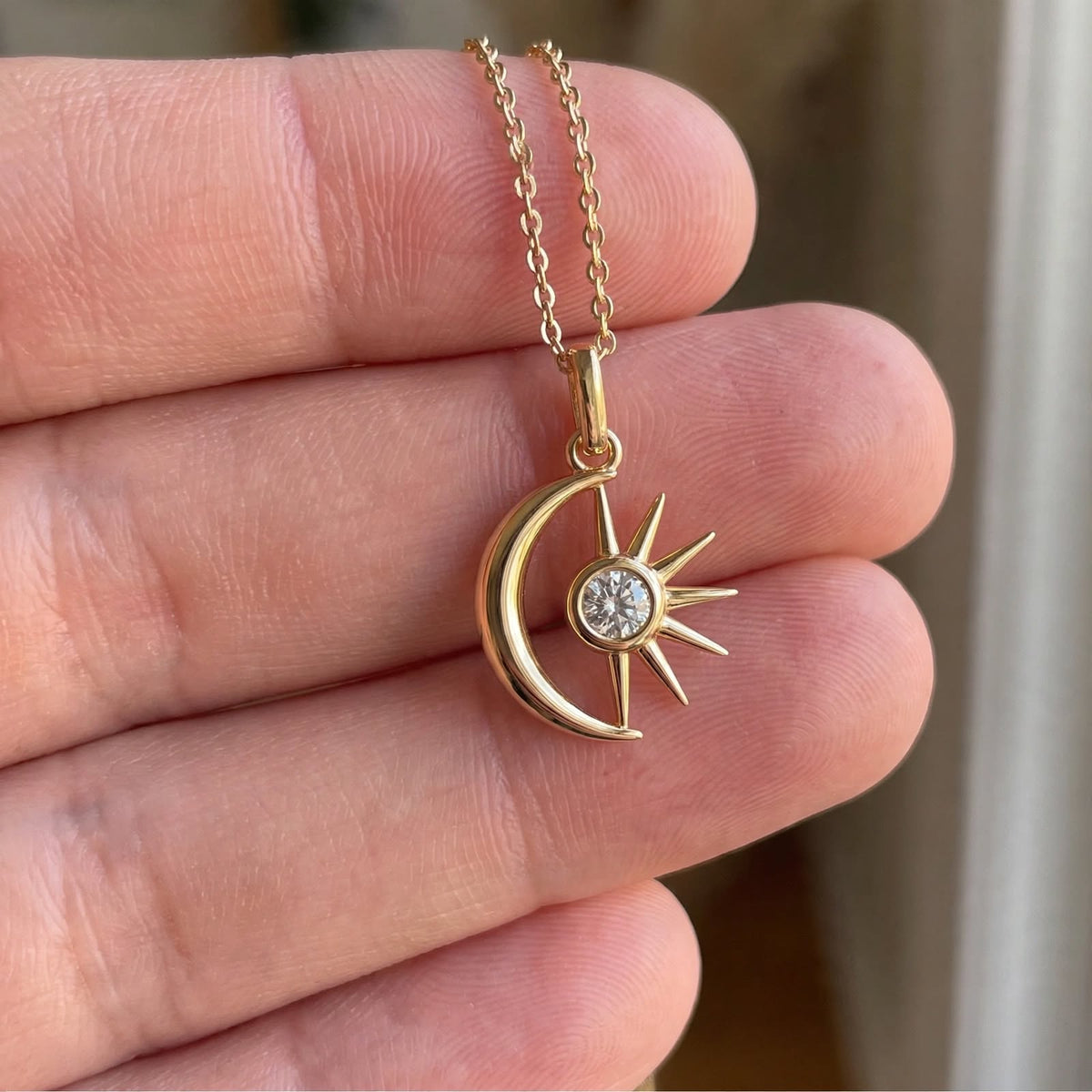 Ay & Güneş Kolye | Fable Serisi | Altın Kaplama 925 Gümüş | Mihu Jewelry