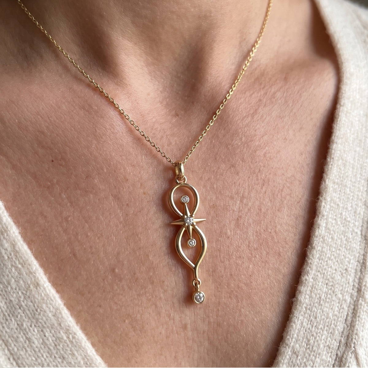 ENFJ Öncü Kolye | MBTI Serisi | 925 Gümüş | Mihu Jewelry