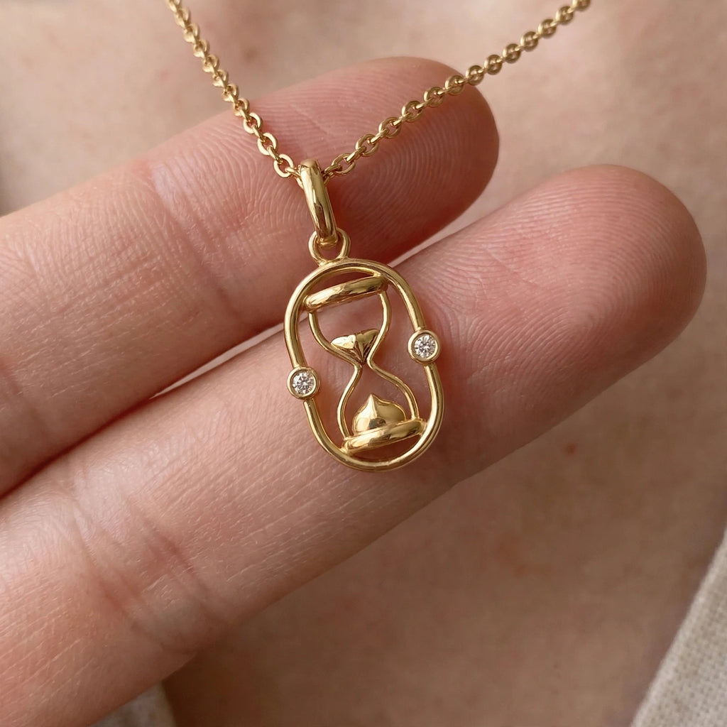 ESTJ Kum Saati Kolye | Altın Kaplama 925 Gümüş | Mihu Jewelry