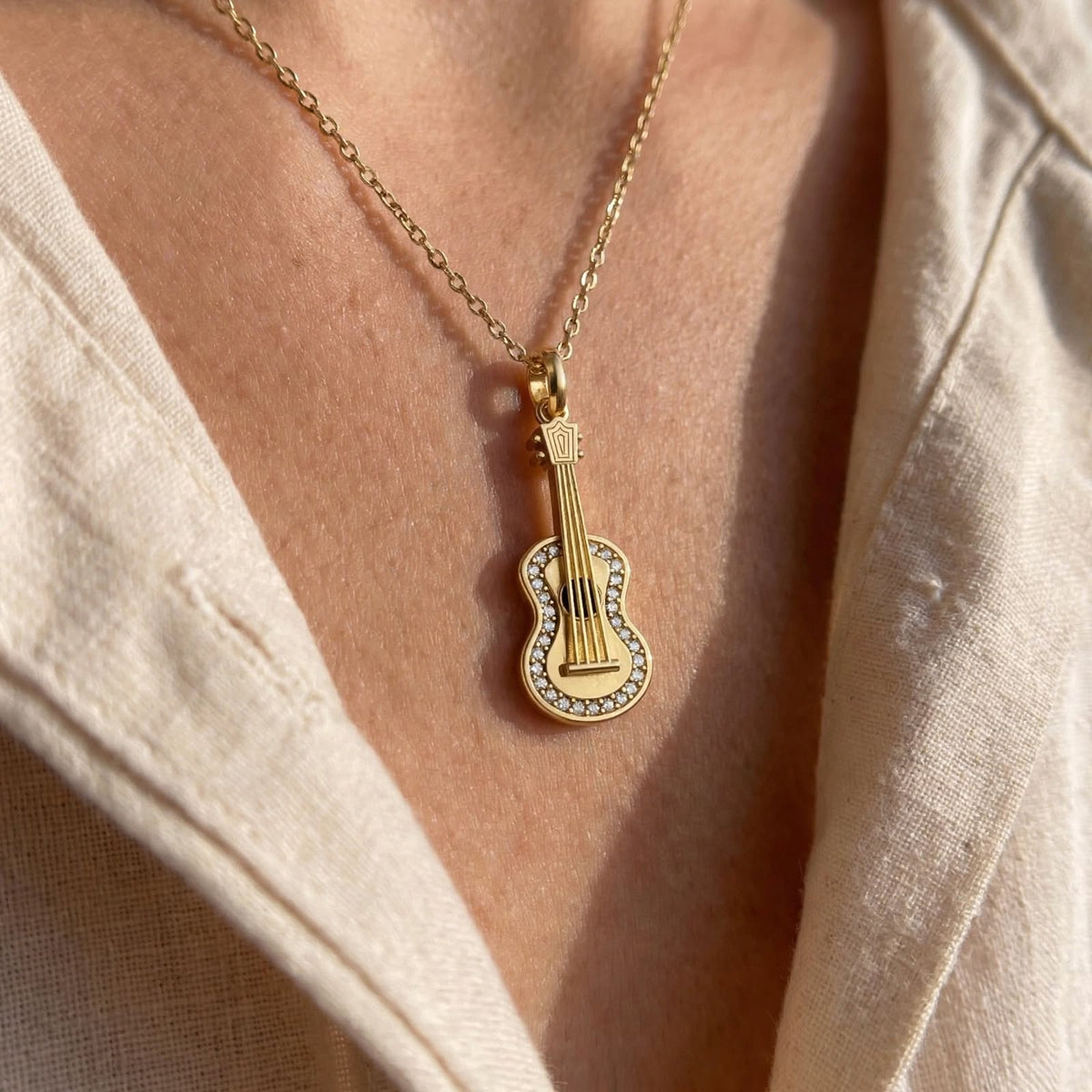 Gitar Kolye | Fable Serisi | Altın Kaplama 925 Gümüş | Zirkon Taşlı | Mihu Jewelry