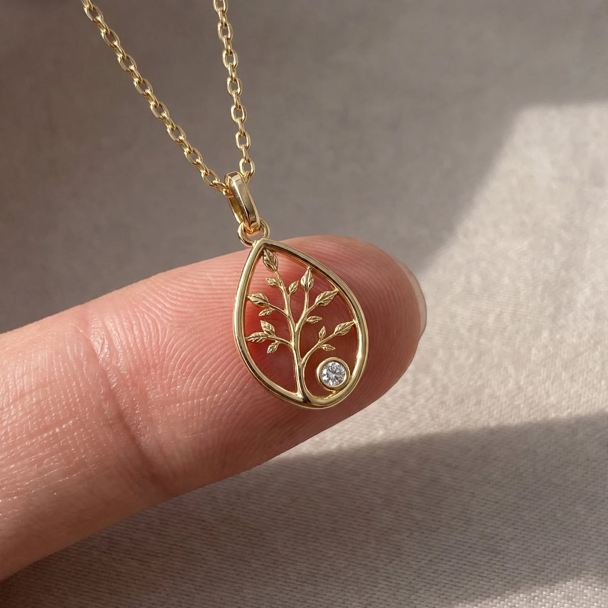 ISFJ Koruyucu Kolye | MBTI Serisi | 925 Gümüş | Mihu Jewelry