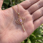 Lotus Anahtar Kolye | Fable Serisi | Altın Kaplama 925 Gümüş | Pembe Zirkon | Mihu Jewelry