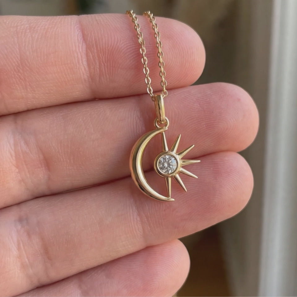 Ay & Güneş Kolye | Fable Serisi | Altın Kaplama 925 Gümüş | Mihu Jewelry